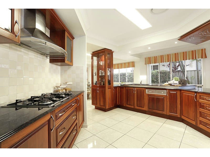 7 Pinnacle Place, Eight Mile Plains QLD 4113