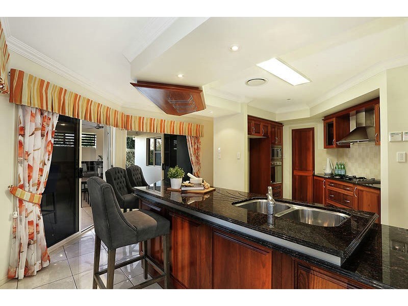 7 Pinnacle Place, Eight Mile Plains QLD 4113