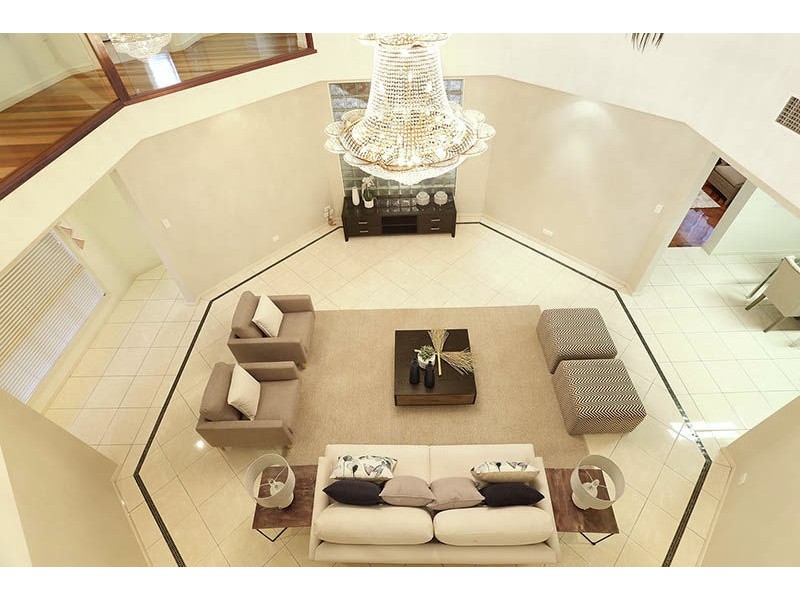 7 Pinnacle Place, Eight Mile Plains QLD 4113