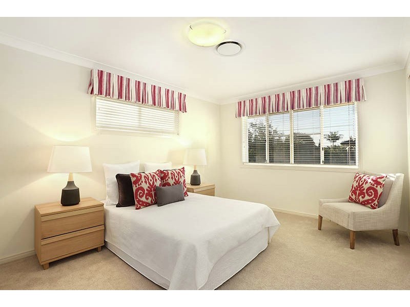 7 Pinnacle Place, Eight Mile Plains QLD 4113