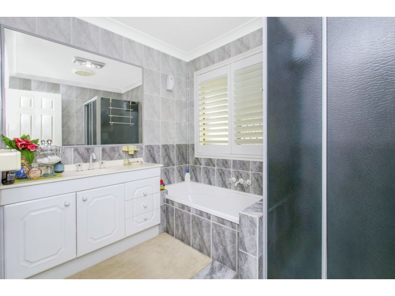 1 Wattle Court, Calamvale QLD 4116