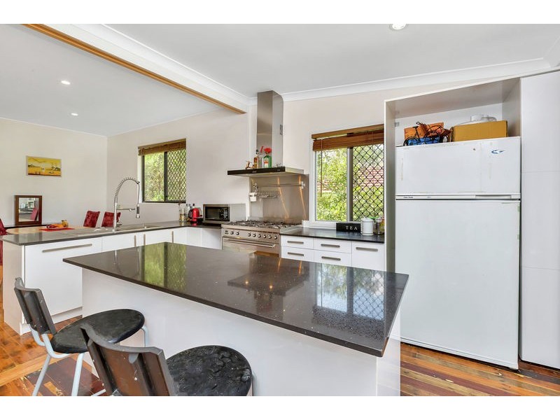 31 MIDDLE STREET, Coopers Plains QLD 4108