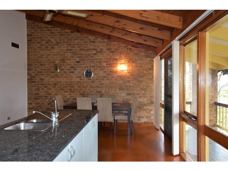 83 Dennis Road, Springwood QLD 4127