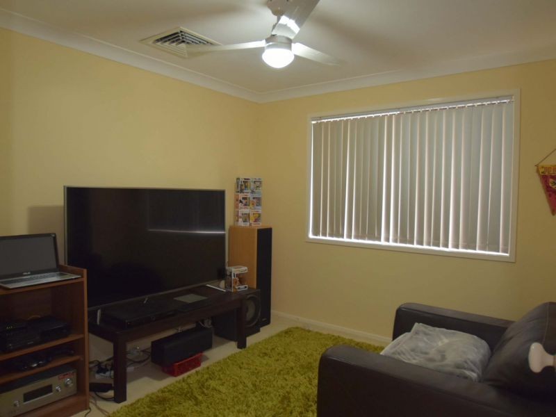 83 Dennis Road, Springwood QLD 4127