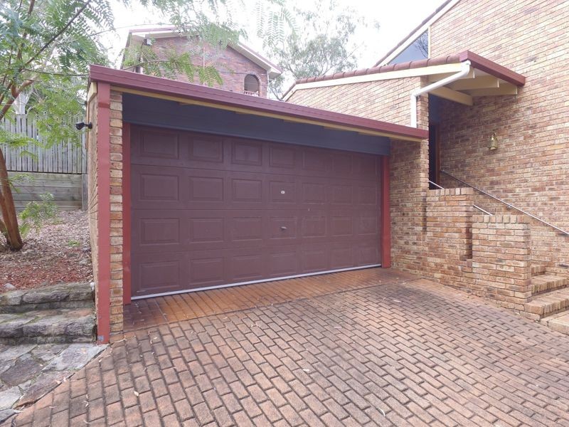 83 Dennis Road, Springwood QLD 4127
