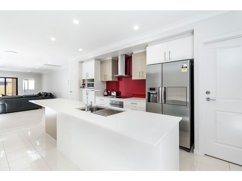 8 Lawford St, Sunnybank QLD 4109