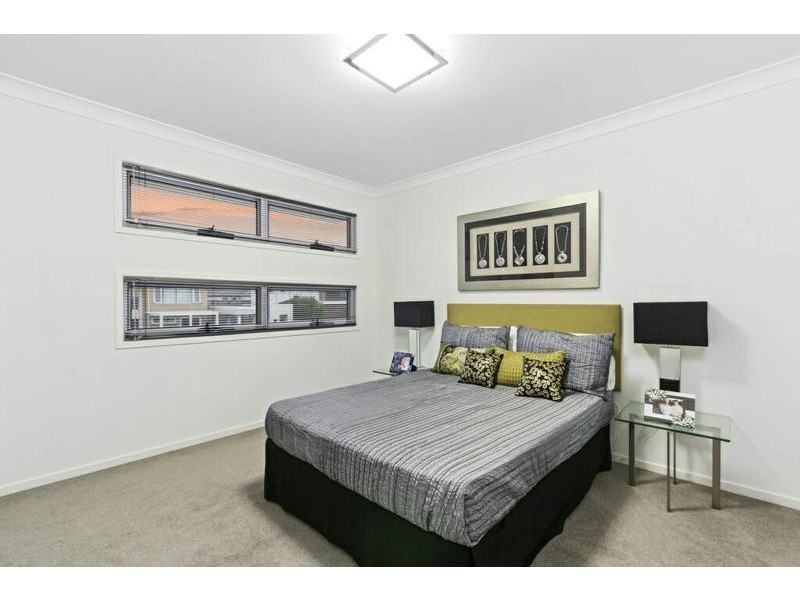 1 Brine Pl, Underwood QLD 4119