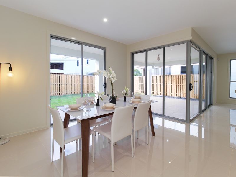 42 Panorama Street, Rochedale QLD 4123