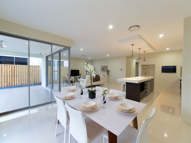 42 Panorama Street, Rochedale QLD 4123