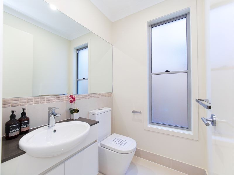 42 Panorama Street, Rochedale QLD 4123