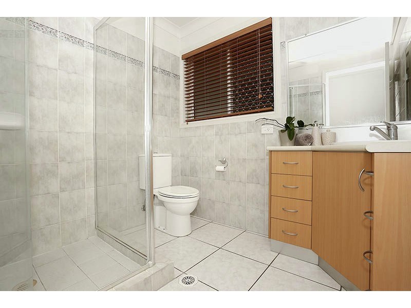 3 Karka Close, Eight Mile Plains QLD 4113