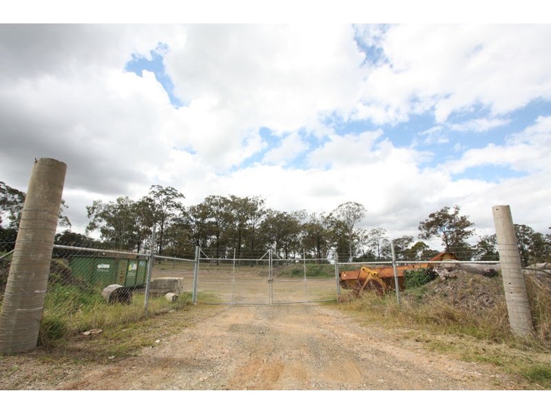 3862 & 3890 Mt Lindesay Highway, Park Ridge QLD 4125