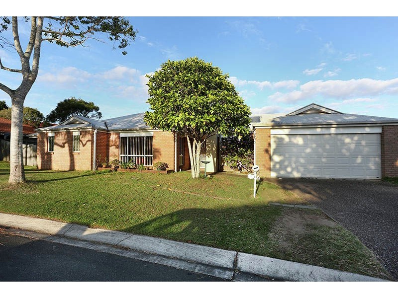 8 Magnolia Grove, Robertson QLD 4109