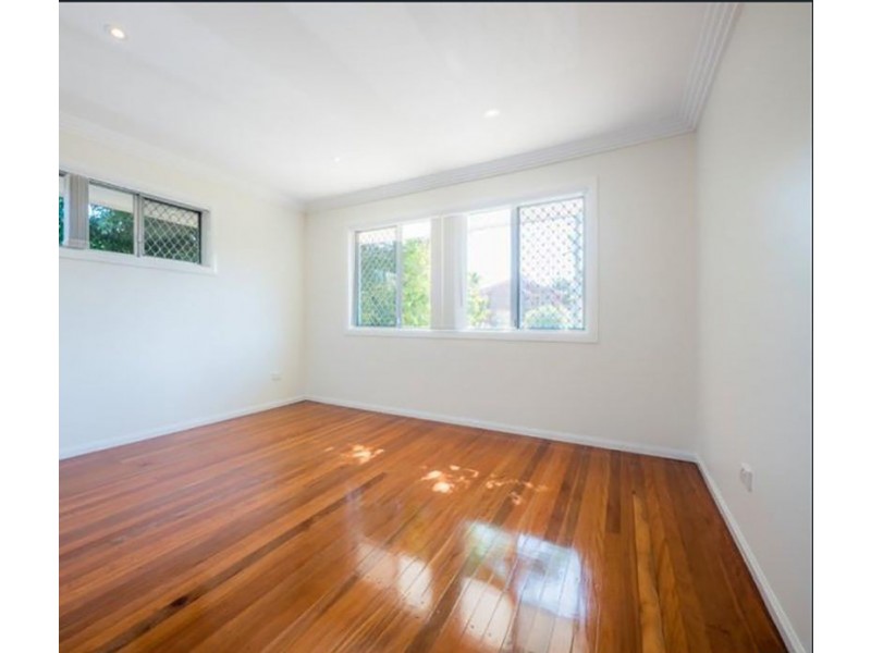 61 Cinderella Drive, Springwood QLD 4127