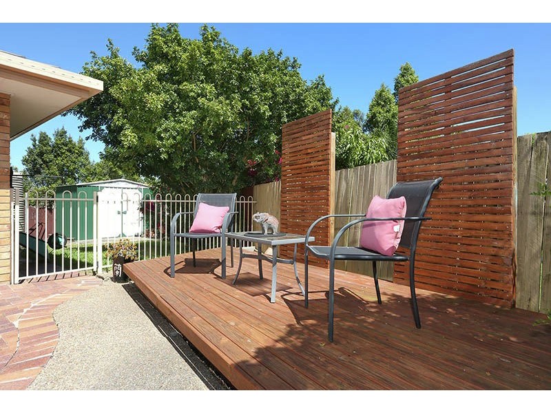 4 Huntington Court, Calamvale QLD 4116