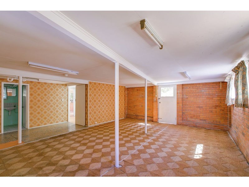 28 Fernshaw St, Macgregor QLD 4109