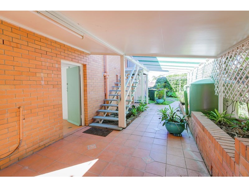 28 Fernshaw St, Macgregor QLD 4109