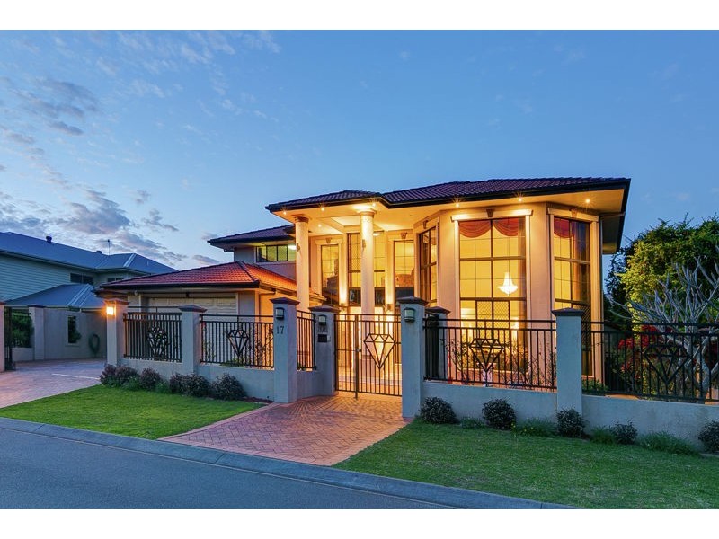 17 Highvale Street, Eight Mile Plains QLD 4113