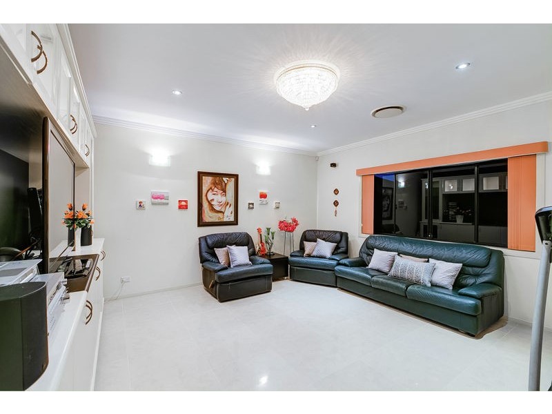 17 Highvale Street, Eight Mile Plains QLD 4113