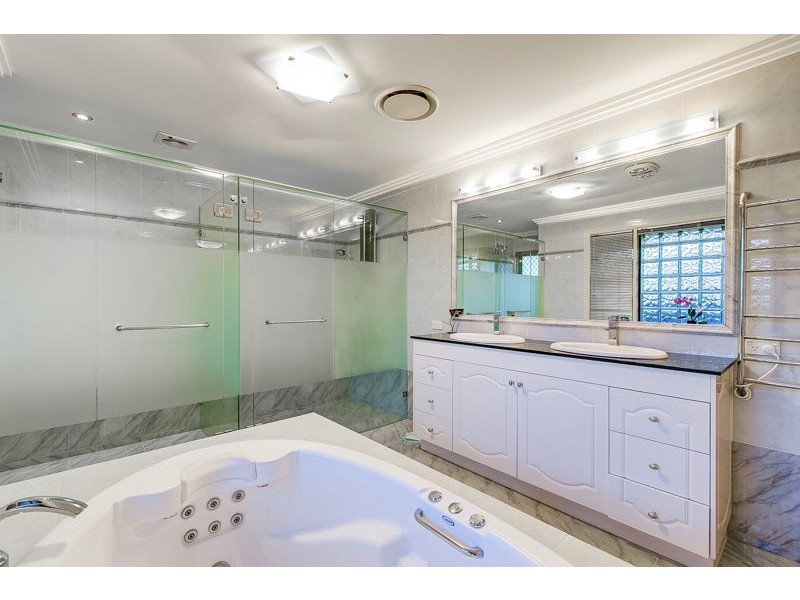 17 Highvale Street, Eight Mile Plains QLD 4113