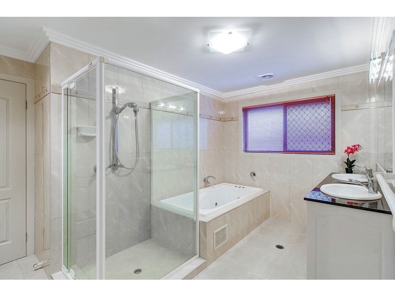 17 Highvale Street, Eight Mile Plains QLD 4113