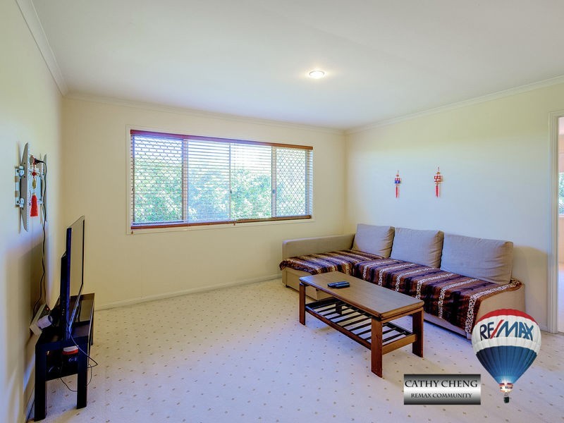 8 Darling Close, Calamvale QLD 4116