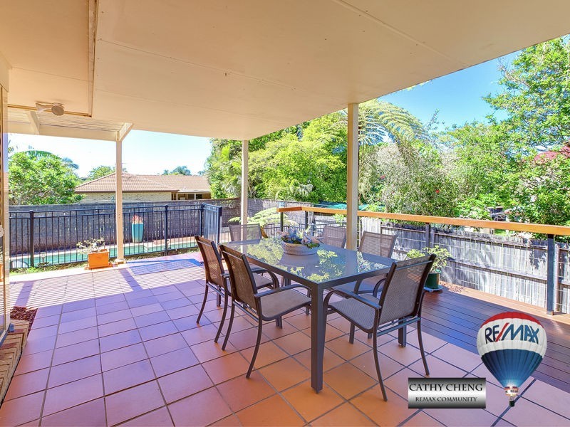 8 Darling Close, Calamvale QLD 4116