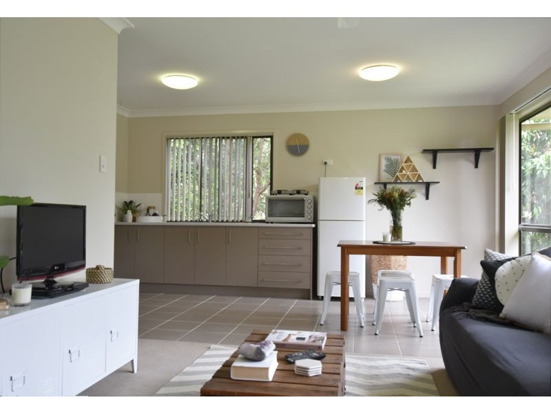 42 Gladewood Drive, Daisy Hill QLD 4127