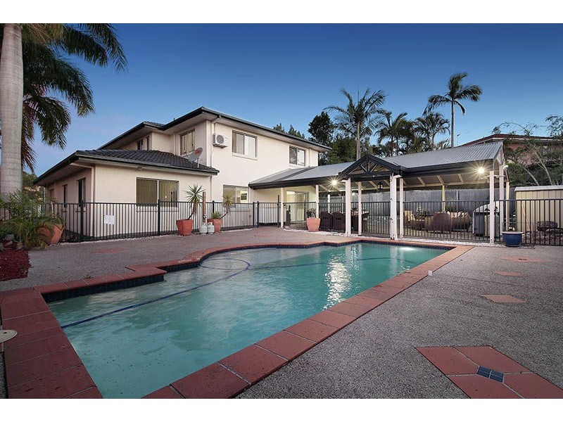 32 Hanrahan Street, Robertson QLD 4109