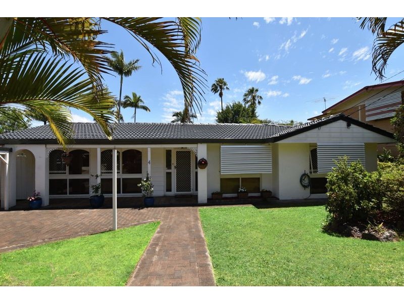 4 Lauretta Avenue, Springwood QLD 4127