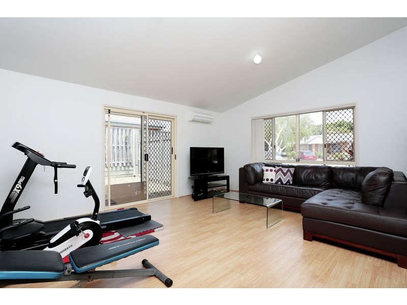 18 Moneghetti Pl, Calamvale QLD 4116
