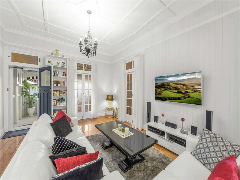 126 Mein Street, Hendra QLD 4011