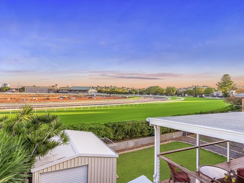 126 Mein Street, Hendra QLD 4011