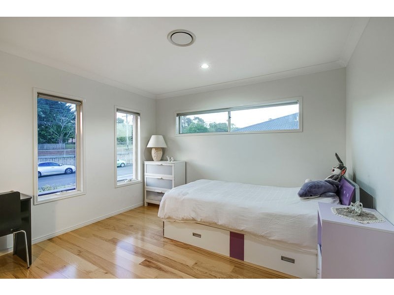 70 John Markwell Parade, Daisy Hill QLD 4127