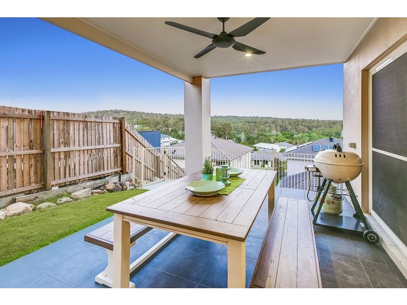 70 John Markwell Parade, Daisy Hill QLD 4127