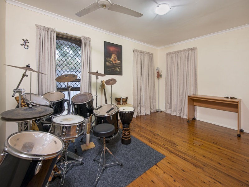 32 Lisbeth Street, Springwood QLD 4127