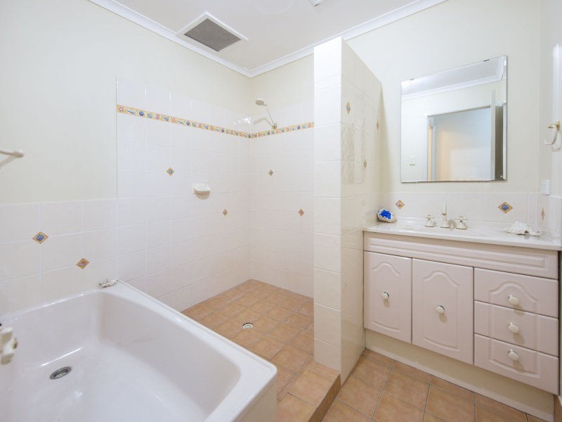 32 Lisbeth Street, Springwood QLD 4127