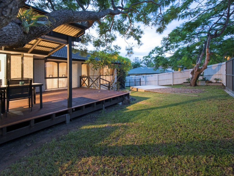 32 Lisbeth Street, Springwood QLD 4127