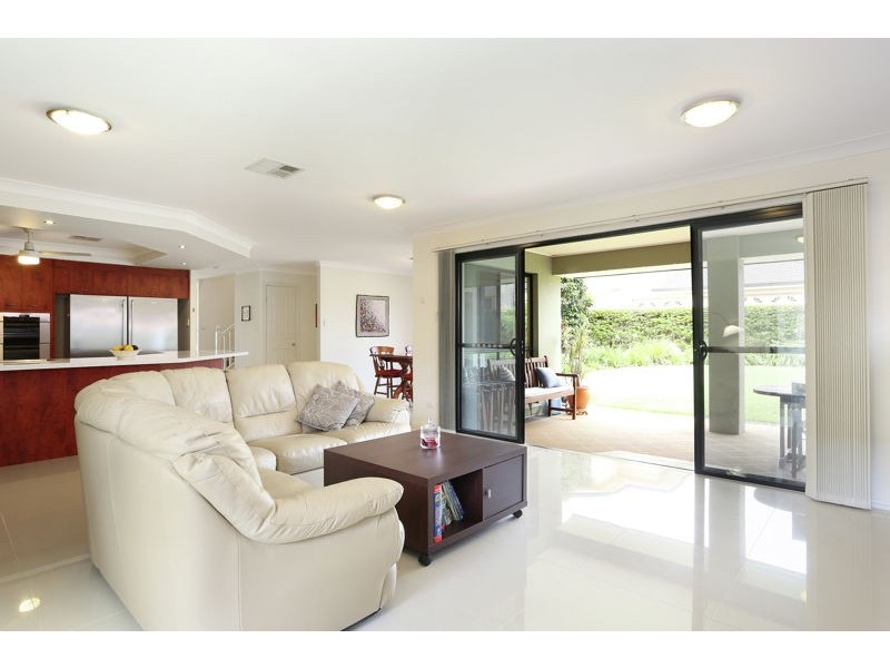 3 Summit Court, Eight Mile Plains QLD 4113