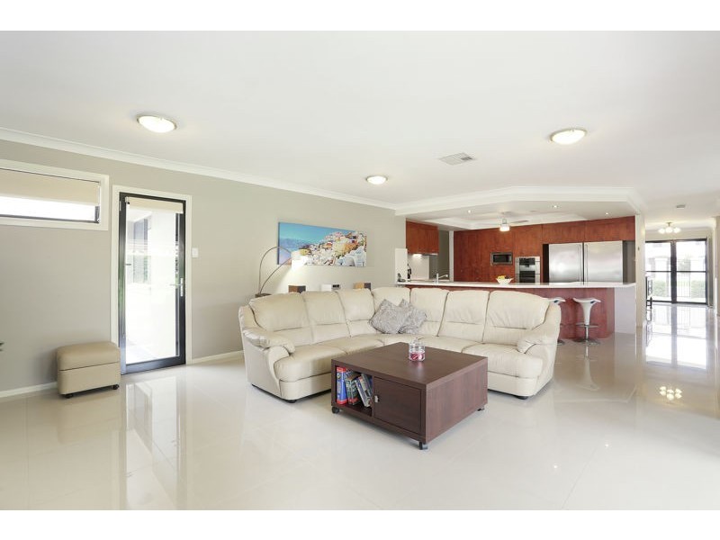 3 Summit Court, Eight Mile Plains QLD 4113