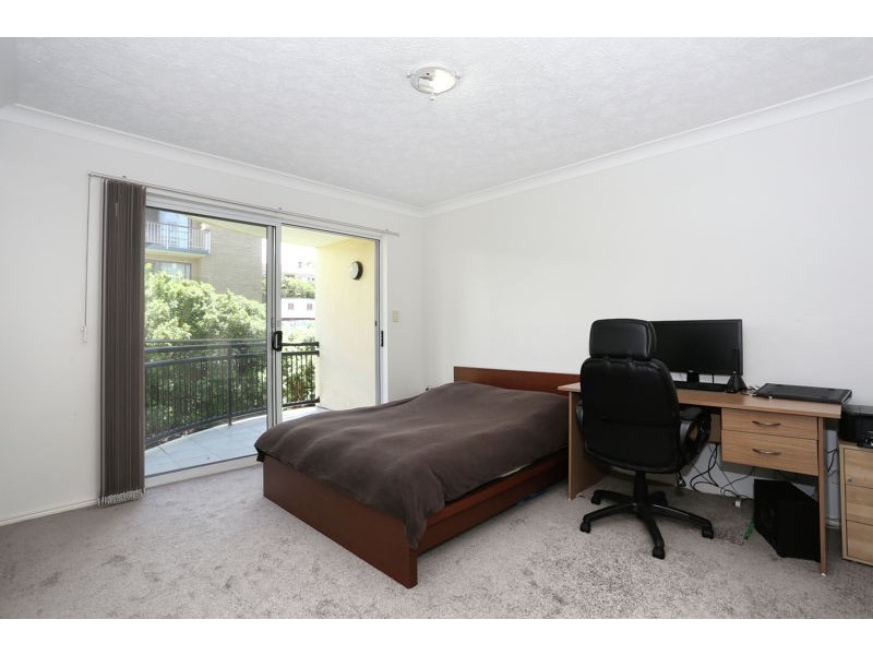 3/10 Lissner street, Toowong QLD 4066