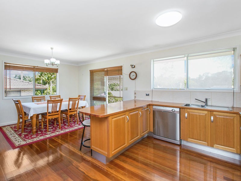 25 Gaillardia St, Macgregor QLD 4109