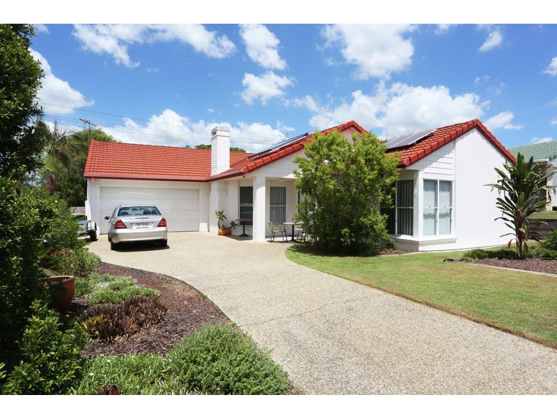 68 Blue Grass Crescent, Eight Mile Plains QLD 4113