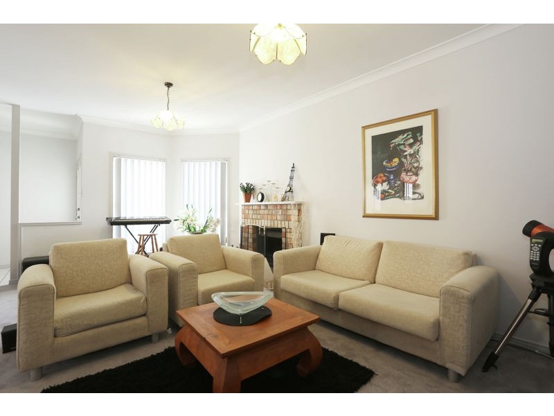 68 Blue Grass Crescent, Eight Mile Plains QLD 4113