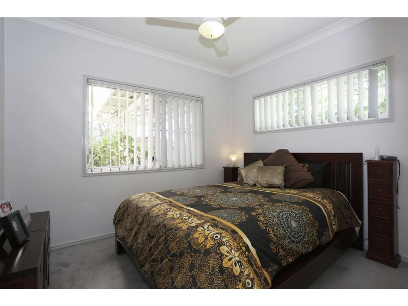 68 Blue Grass Crescent, Eight Mile Plains QLD 4113