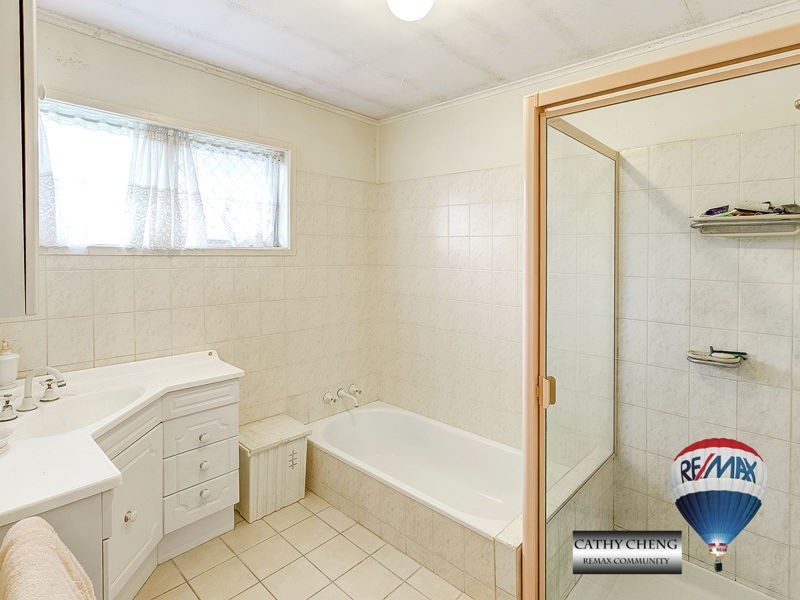 17 Larwood St, Upper Mount Gravatt QLD 4122