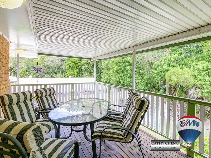 17 Larwood St, Upper Mount Gravatt QLD 4122
