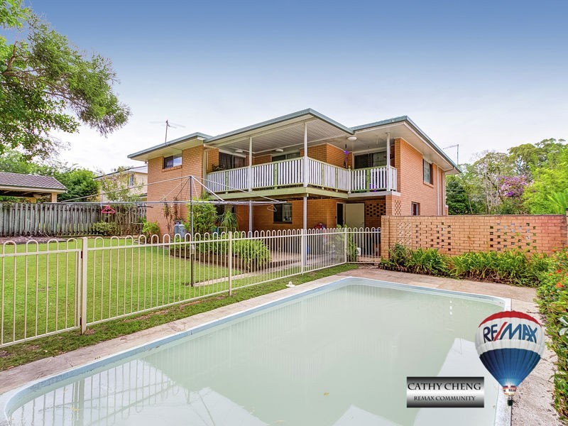 17 Larwood St, Upper Mount Gravatt QLD 4122