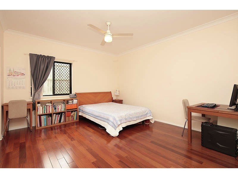 52 Reardon st, Calamvale QLD 4116