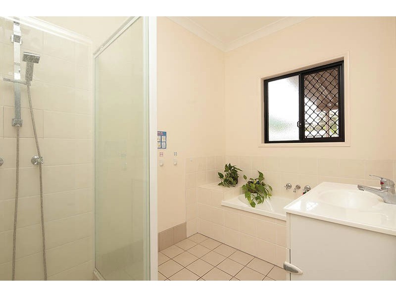 52 Reardon st, Calamvale QLD 4116